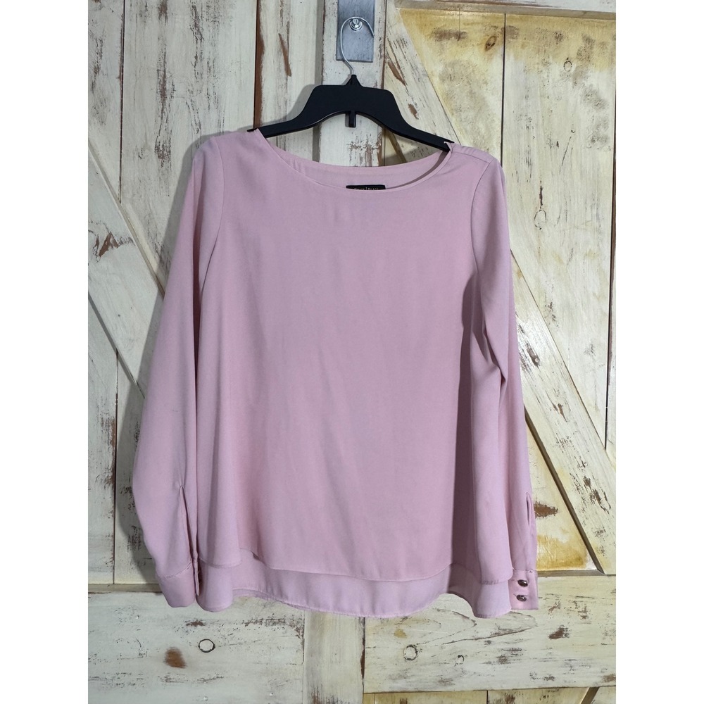 White House Black Market Light Pink Double Layer‎ Front Tulip Cut Back Size 4